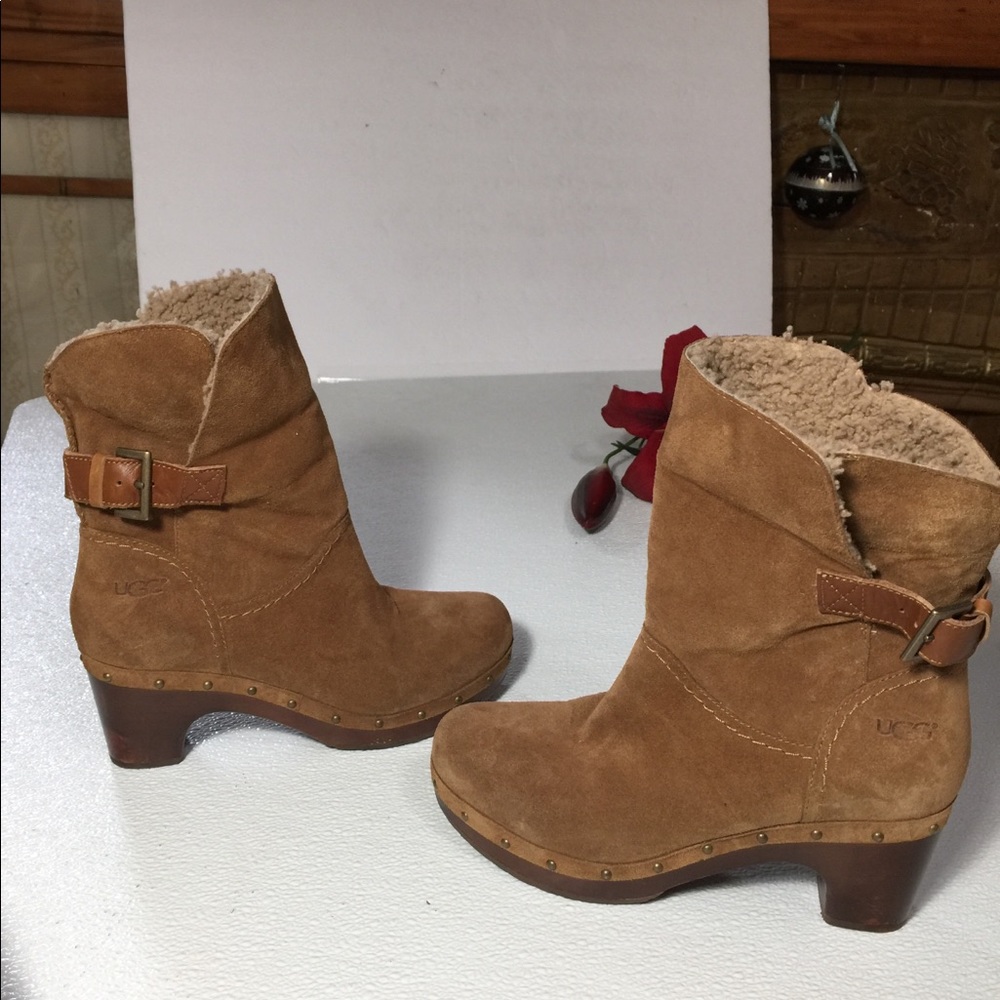 Ugg Size 8 - image 1